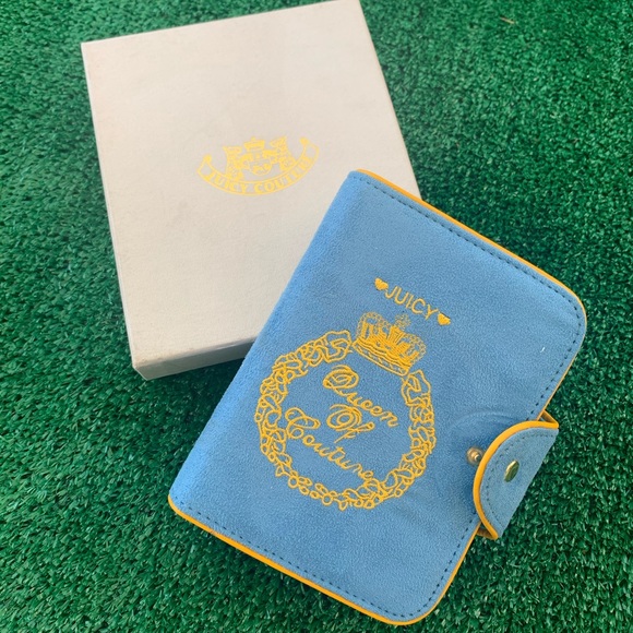 Juicy Couture travel wallet/notepad - Picture 2 of 4